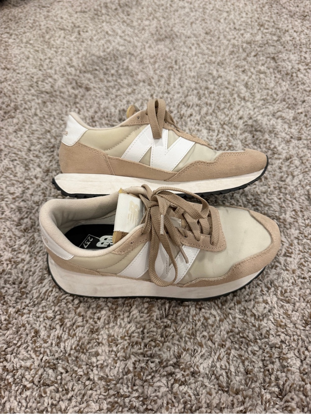 New Balance Women’s Beige and White Retro Runner Sneakers